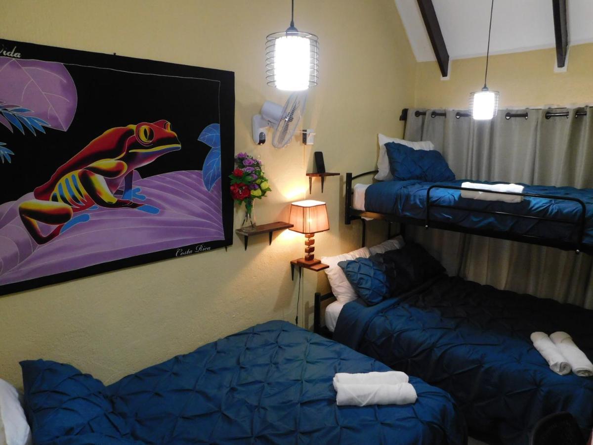 Condo Villa B27 Sleeps Five People - B28 Sleeps Six People - Price Includes Housekeeping Fees Not Taxes - Very Close To The Pool And Beach! Jacó Buitenkant foto