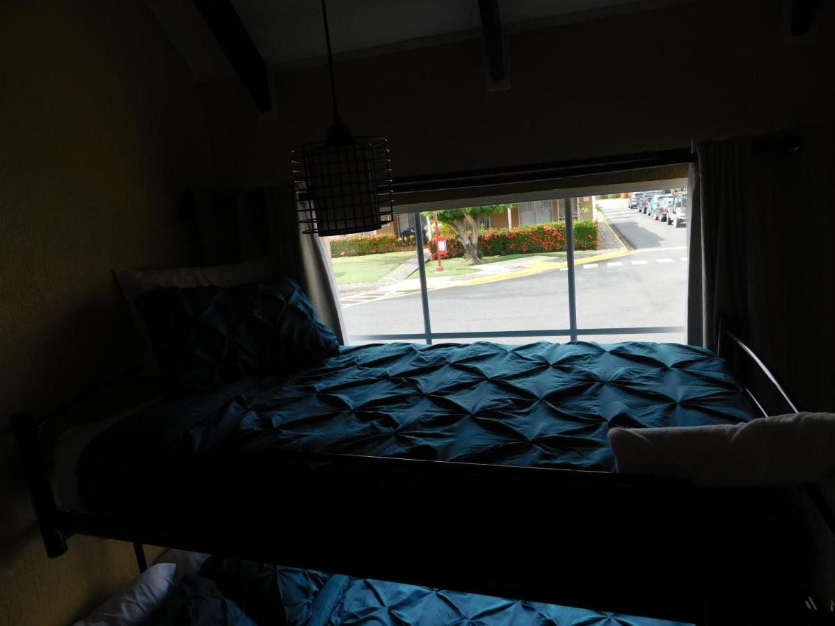 Condo Villa B27 Sleeps Five People - B28 Sleeps Six People - Price Includes Housekeeping Fees Not Taxes - Very Close To The Pool And Beach! Jacó Buitenkant foto